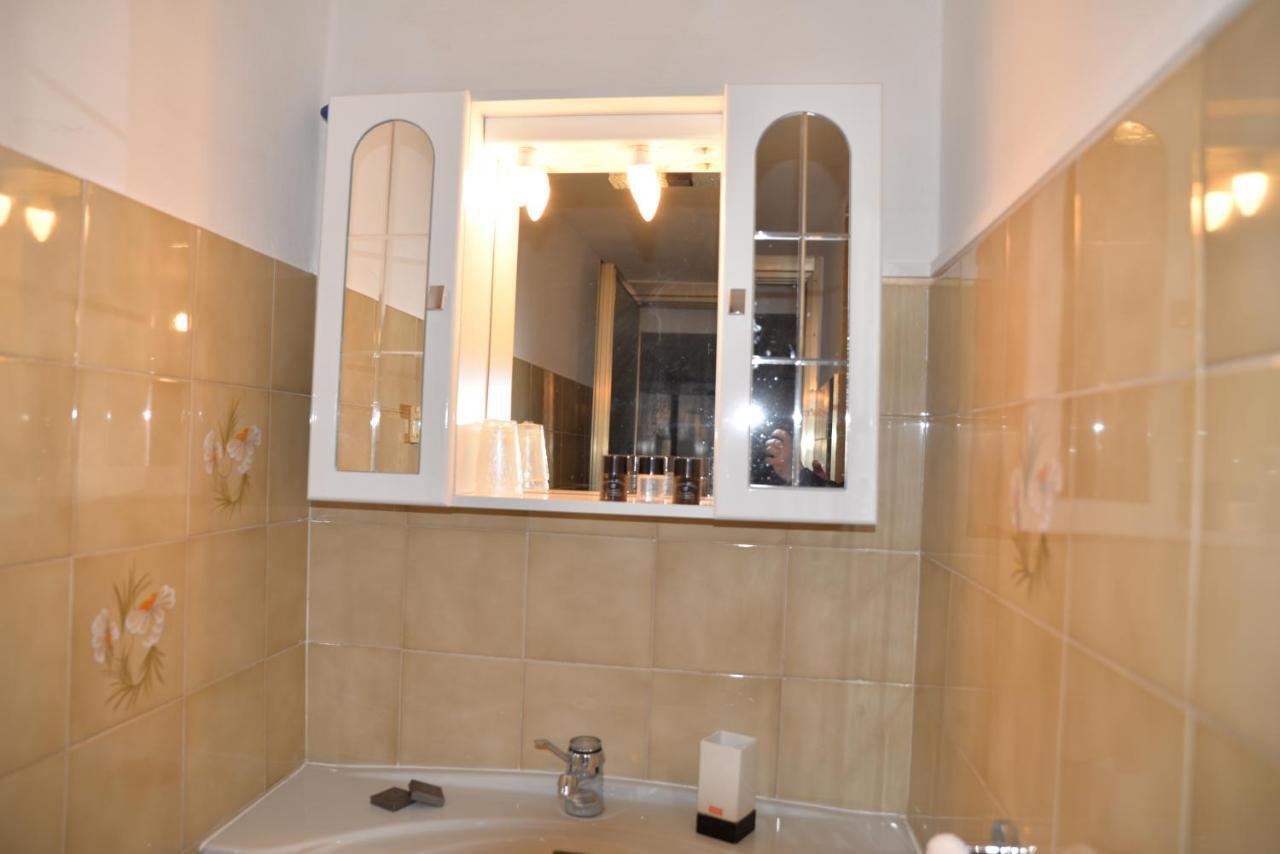 Volta Como Lake Apartament Brunate Eksteriør billede